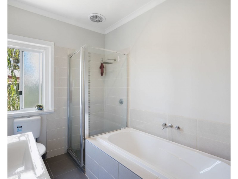 37 Inglewood Street, Golden Square VIC 3555