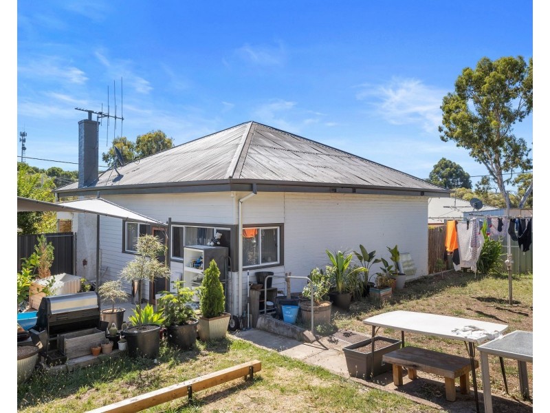 37 Inglewood Street, Golden Square VIC 3555