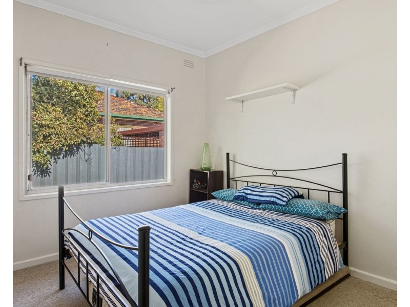31 Nelson Street, California Gully VIC 3556