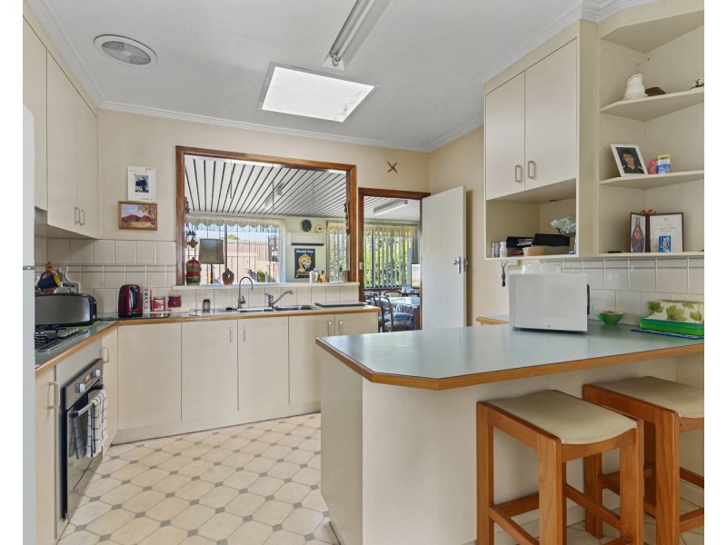 25 Cahill Street, White Hills VIC 3550