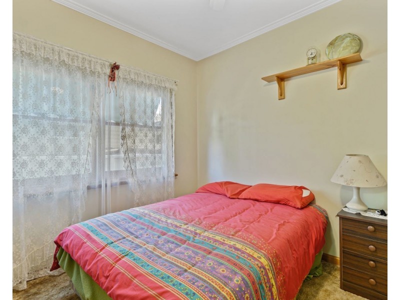 25 Cahill Street, White Hills VIC 3550