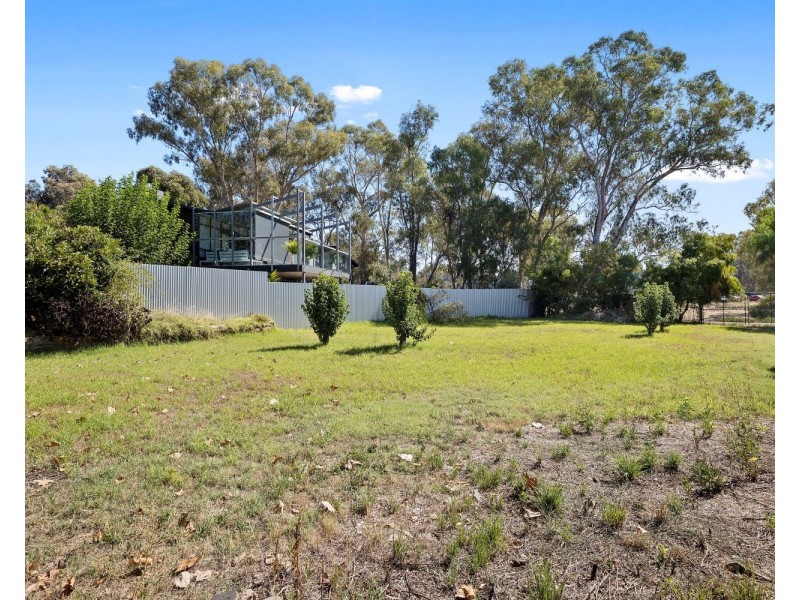 52a High Street, Kangaroo Flat VIC 3555