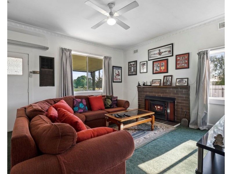 31 Lyons Street, Newbridge VIC 3551