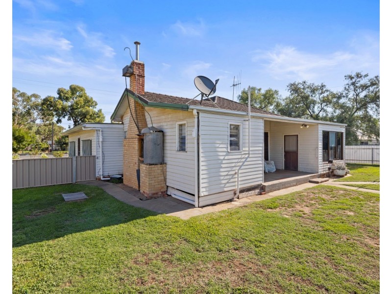 31 Lyons Street, Newbridge VIC 3551
