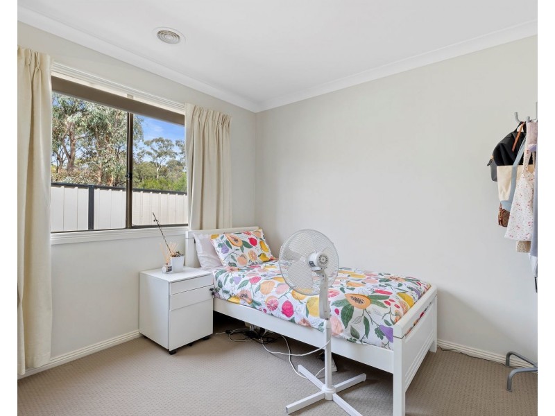 12 Imperial Court, California Gully VIC 3556