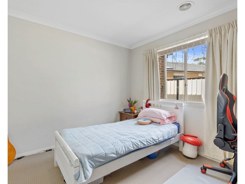 12 Imperial Court, California Gully VIC 3556