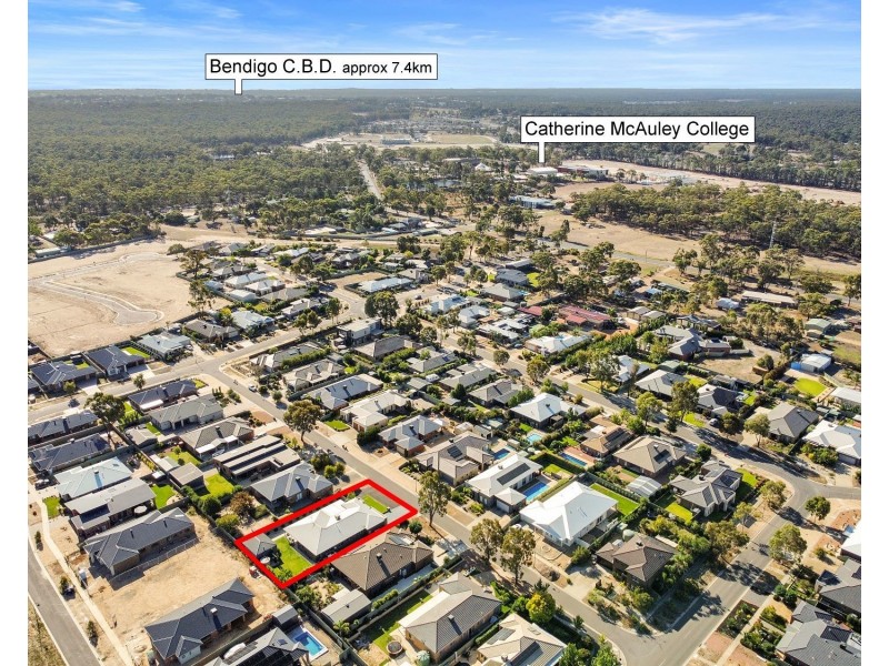 11 Stirling Avenue, Junortoun VIC 3551