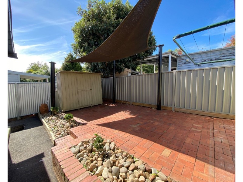 71 Gladstone Street, Quarry Hill VIC 3550