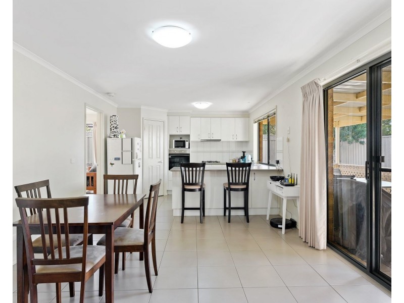 16 Elizabeth Street, Kangaroo Flat VIC 3555