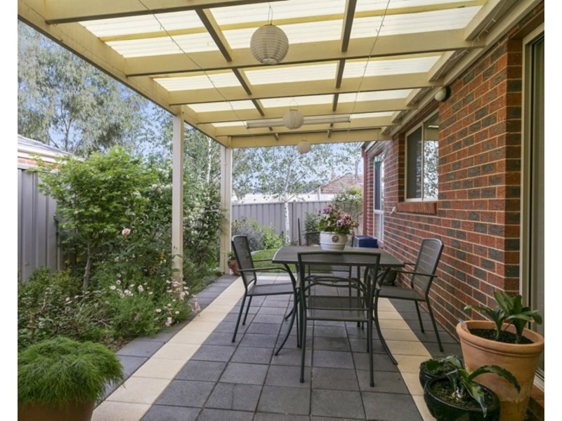 10 Rosewood Mews, Golden Square VIC 3555