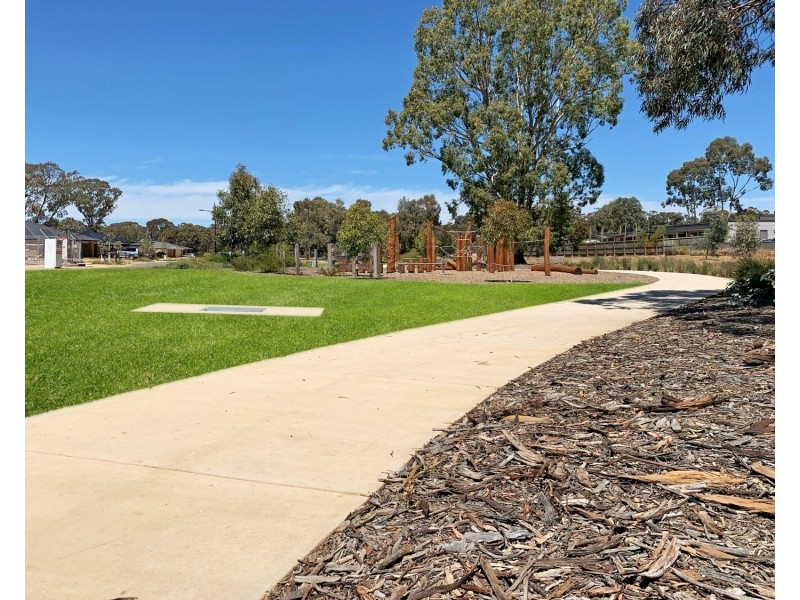 6 Saltbush Street, Jackass Flat VIC 3556