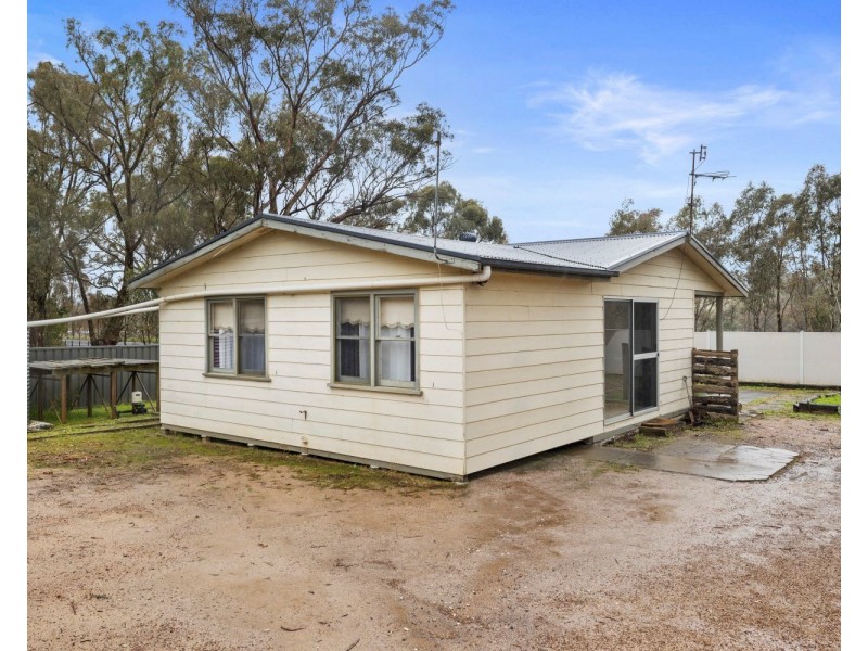 4855 Calder Highway, Ravenswood VIC 3453