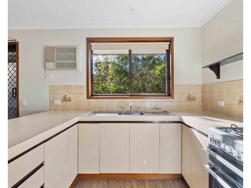 1/156 Olympic Parade, Golden Square VIC 3555