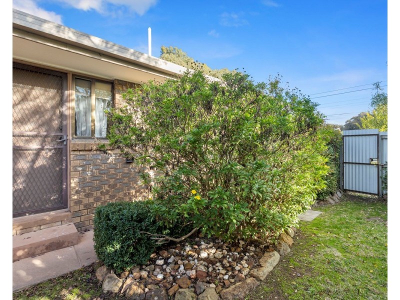 1/156 Olympic Parade, Golden Square VIC 3555