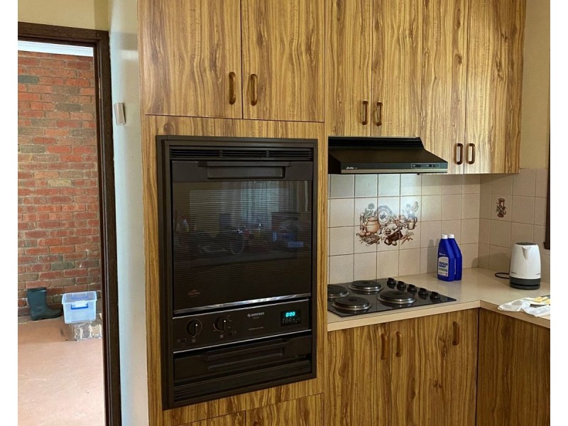 353 Station Street, Epsom VIC 3551