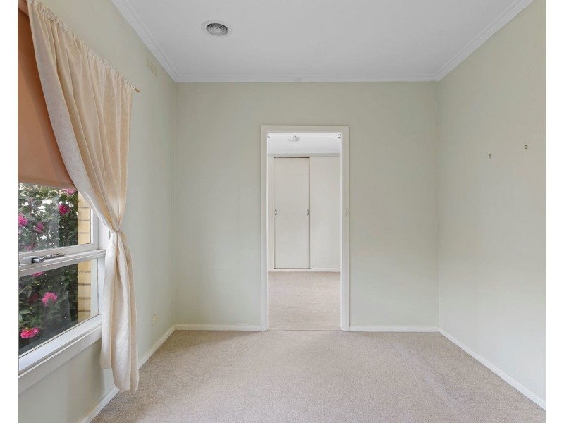 11a Cambridge Crescent, White Hills VIC 3550