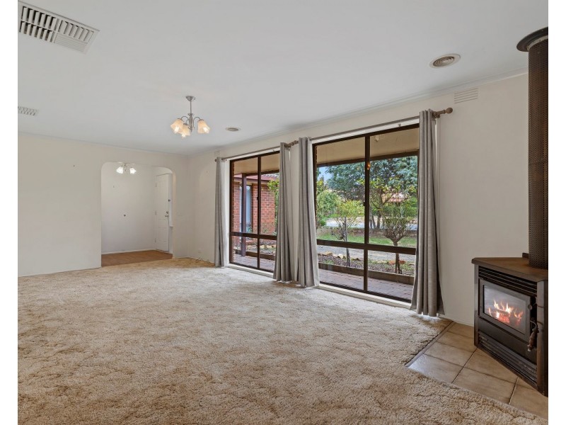 7 Sunset Drive, Strathfieldsaye VIC 3551