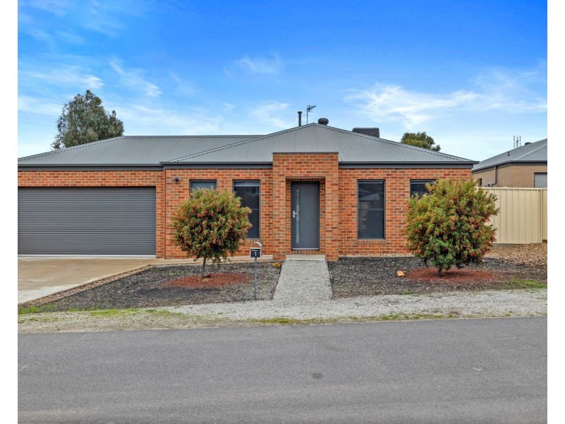1/26 Albert Street, Long Gully VIC 3550