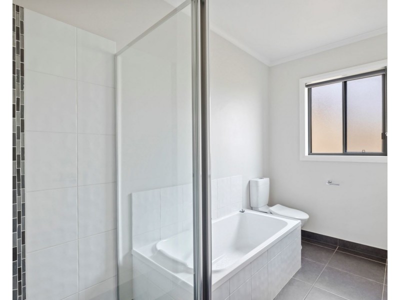 1/26 Albert Street, Long Gully VIC 3550