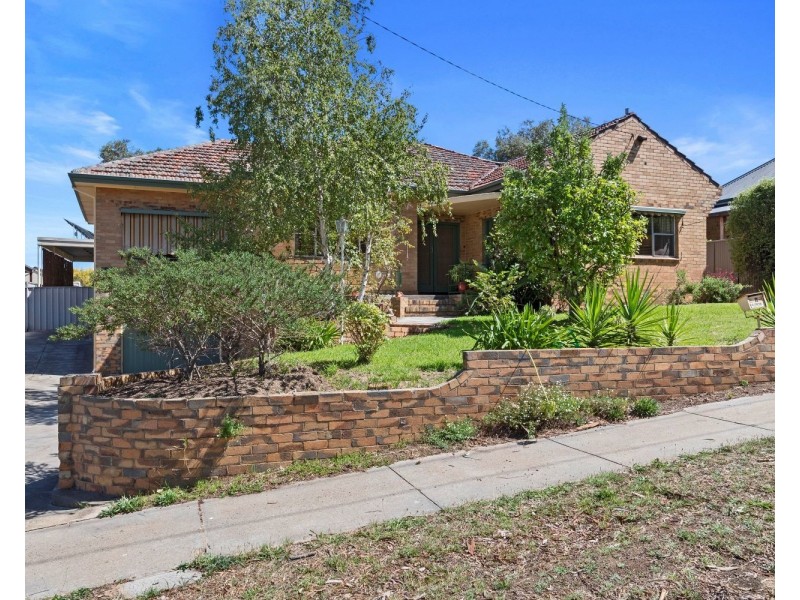 11 Booth Street, Golden Square VIC 3555