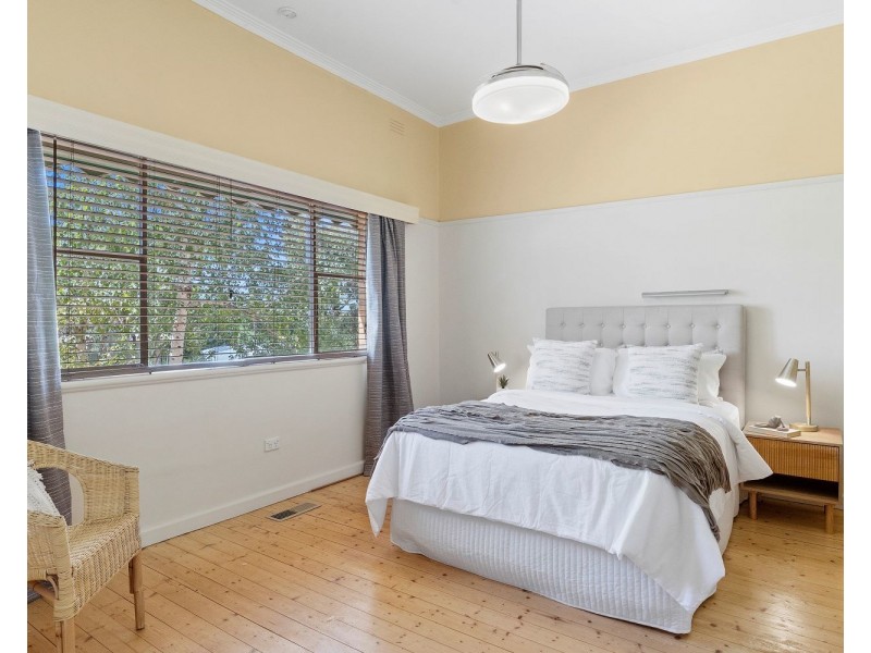 11 Booth Street, Golden Square VIC 3555