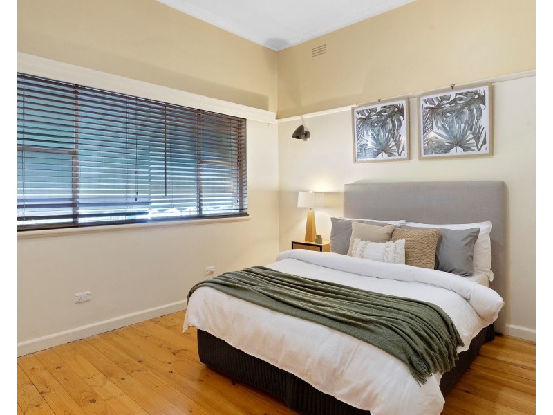 11 Booth Street, Golden Square VIC 3555