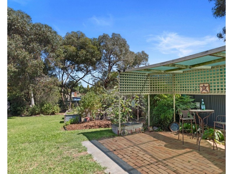 11 Booth Street, Golden Square VIC 3555