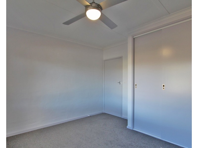2/1 Adelaide Street, Flora Hill VIC 3550