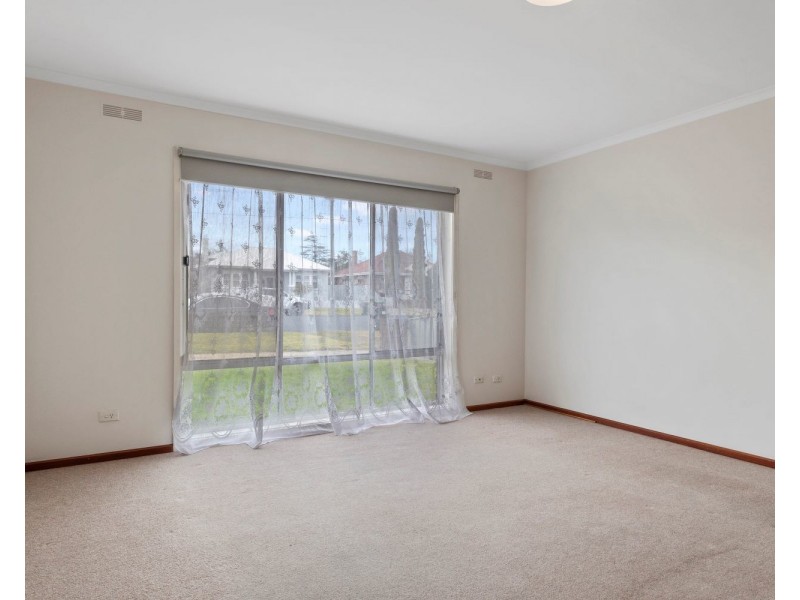 3/28 Neale Street, Kennington VIC 3550