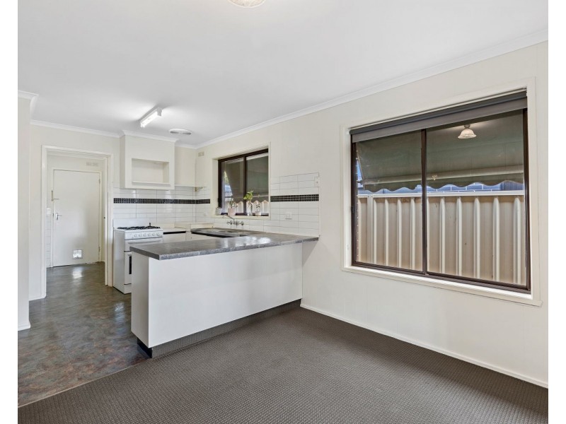 31 Collins Street, Kangaroo Flat VIC 3555