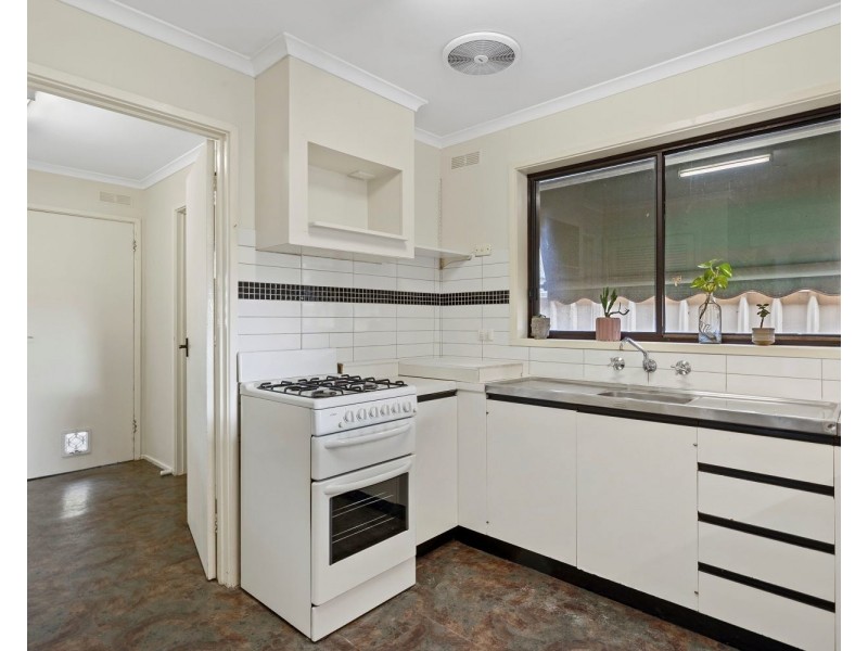 31 Collins Street, Kangaroo Flat VIC 3555