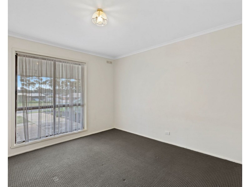 31 Collins Street, Kangaroo Flat VIC 3555