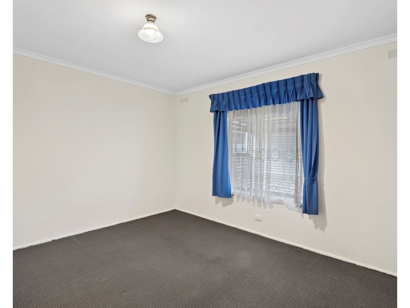 31 Collins Street, Kangaroo Flat VIC 3555