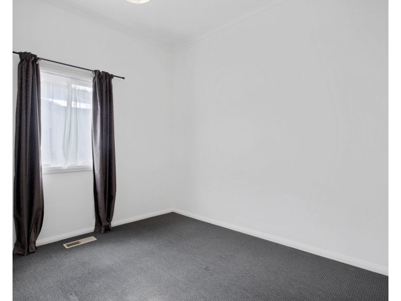 4 Booth Street, Golden Square VIC 3555