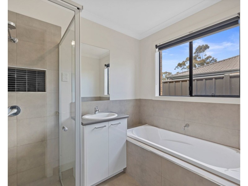 28 Ormond Drive, Marong VIC 3515