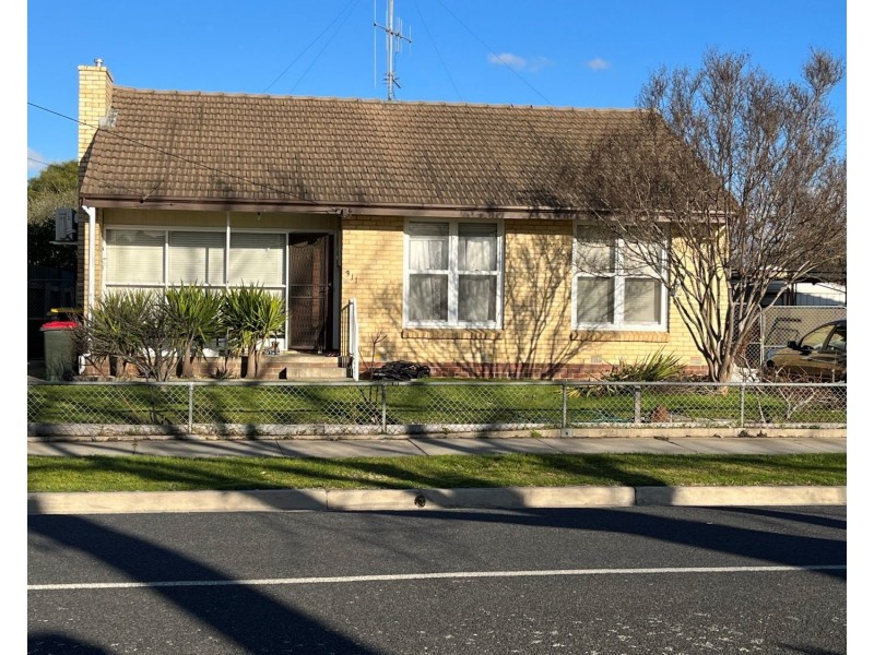 311 King Street, Golden Square VIC 3555