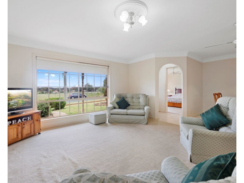 393 Murphy Street, White Hills VIC 3550