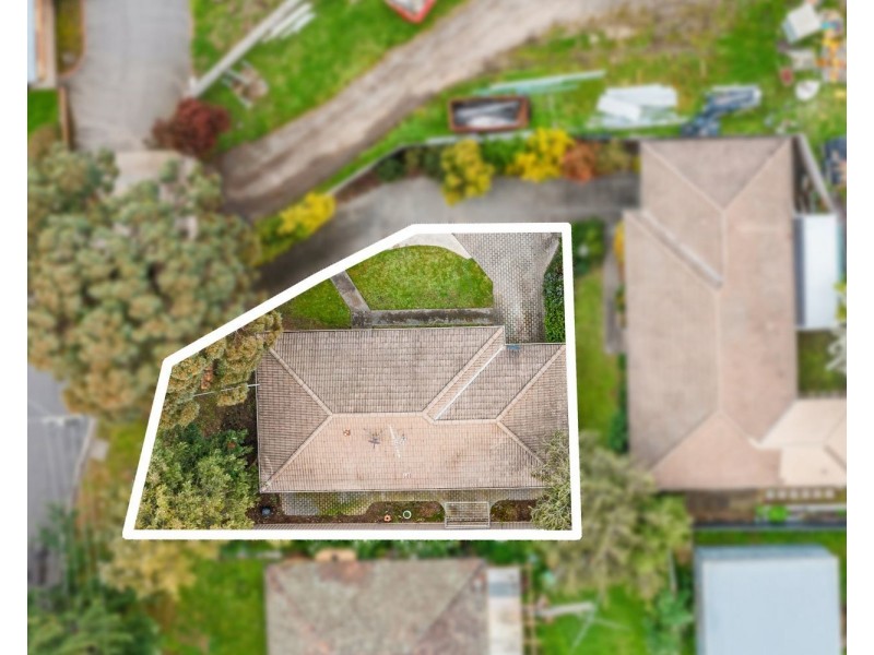 1/3 Minto Street, Quarry Hill VIC 3550