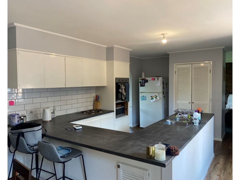 87 Reservoir Road, Strathdale VIC 3550