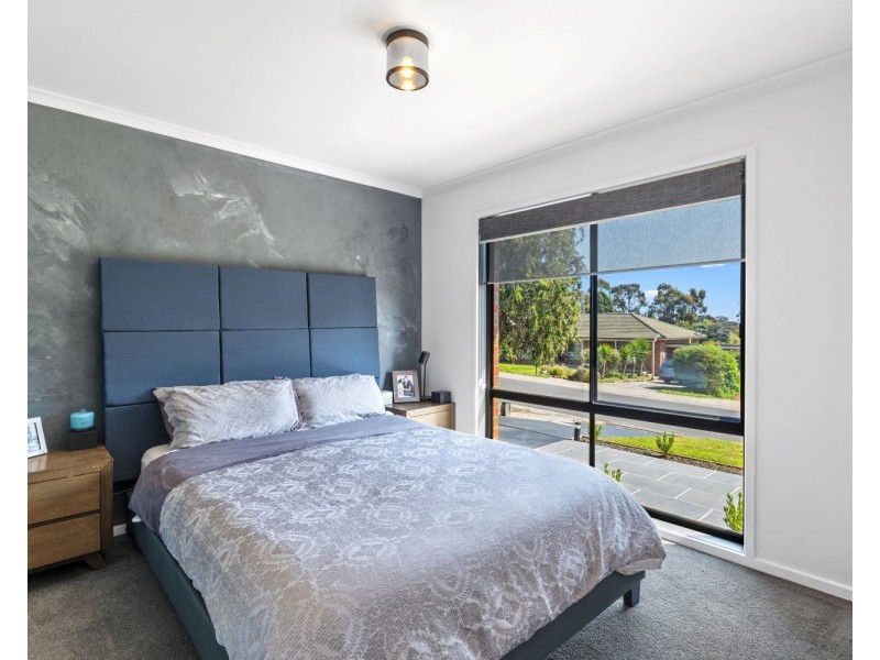 22 Duke Street, Kangaroo Flat VIC 3555