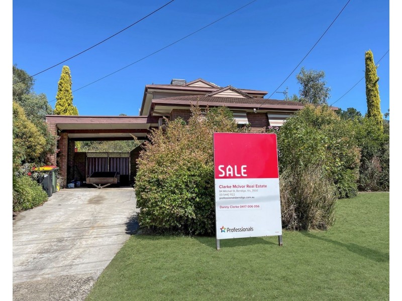 33 Emmett Street, Golden Square VIC 3555