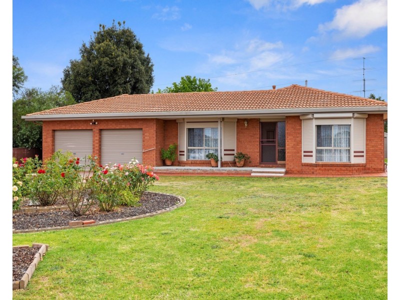3 Cooper Court, Golden Square VIC 3555