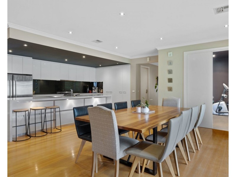 64 Pioneer Drive, Maiden Gully VIC 3551