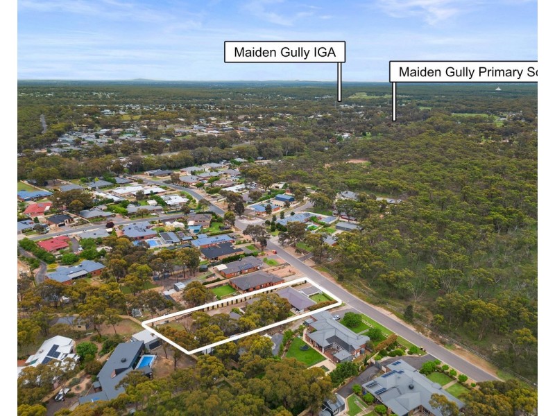 64 Pioneer Drive, Maiden Gully VIC 3551