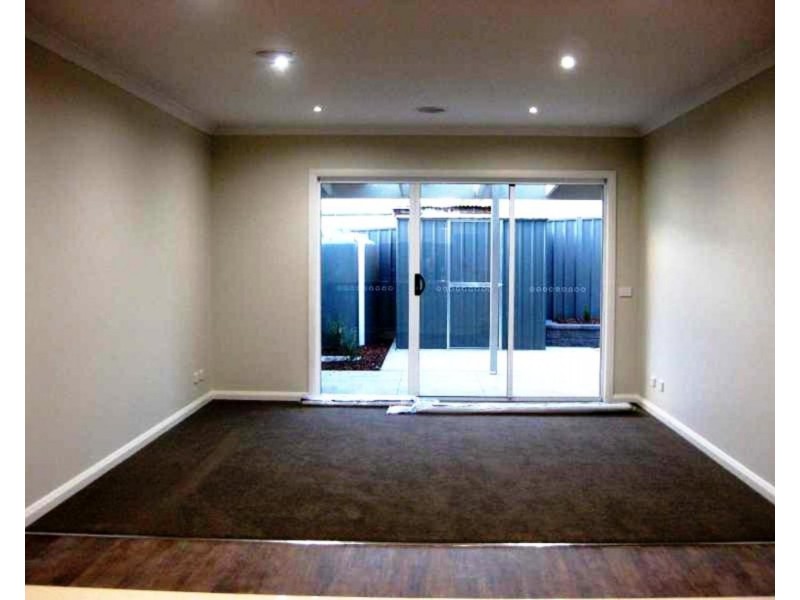 1B Taylor Street, Kangaroo Flat VIC 3555