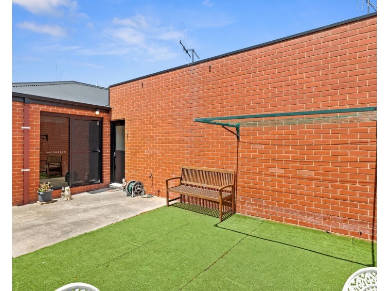 Unit/2/ 206 Neale Street, Flora Hill VIC 3550
