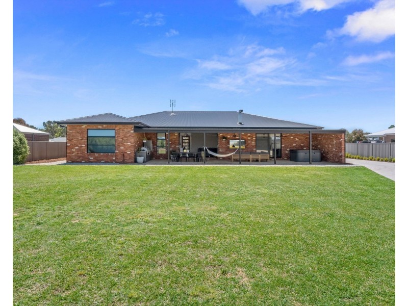 15 Henbury Street, Huntly VIC 3551