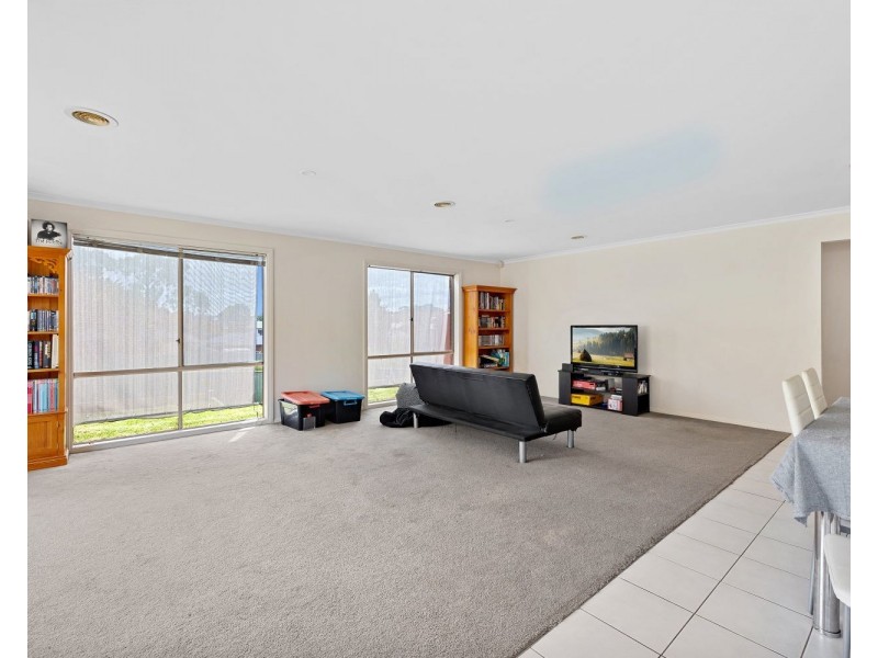 42 Soldatos Drive, Golden Square VIC 3555