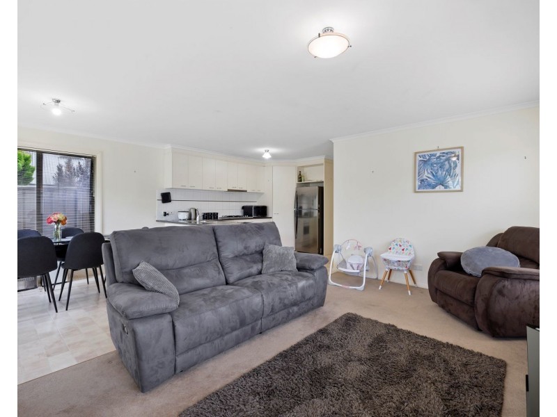 14a Macdougall Road, Golden Square VIC 3555