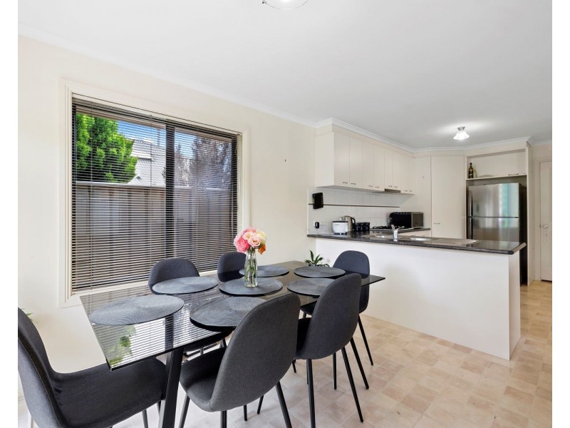 14a Macdougall Road, Golden Square VIC 3555
